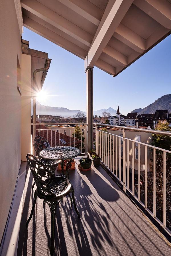 City Center Apartment With Mountain View Interlaken Buitenkant foto